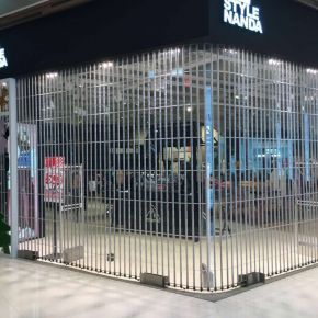 手动铝合金折叠门